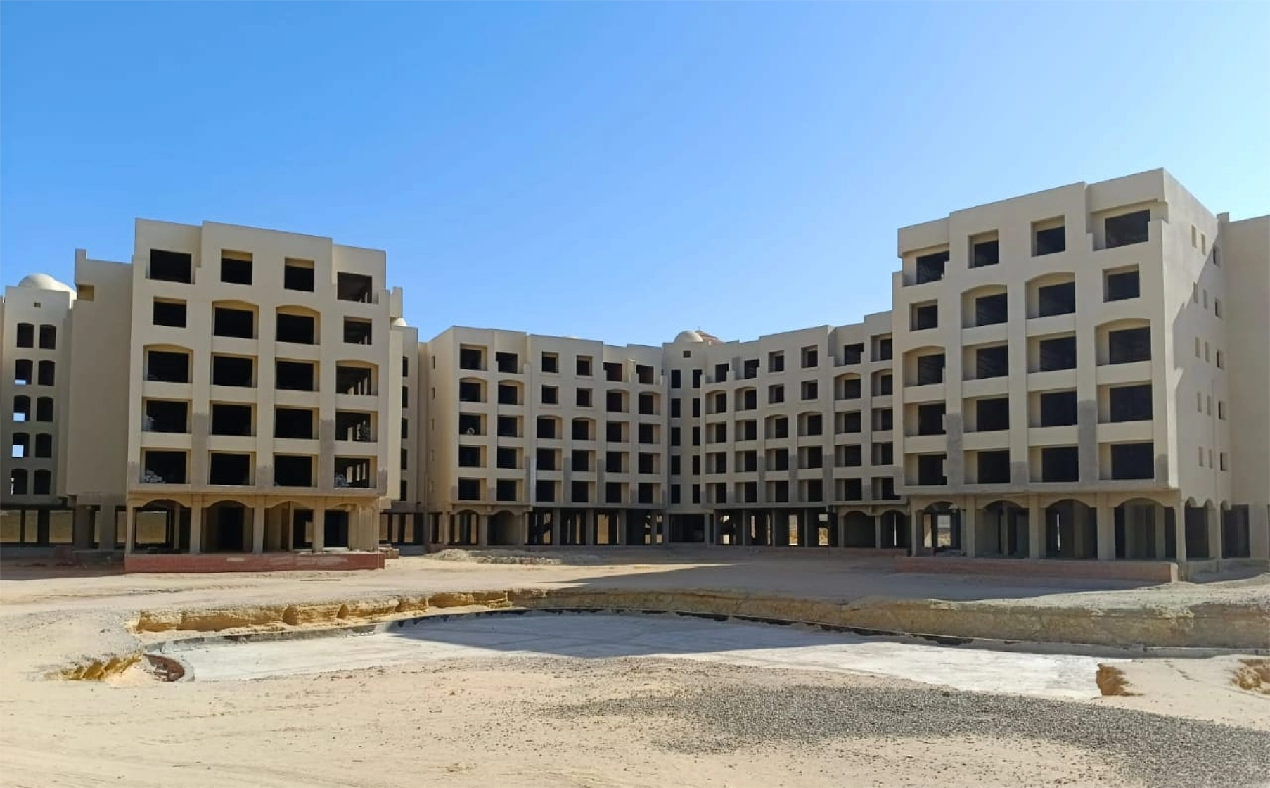 The project is currently under construction – photo as of 04/2025